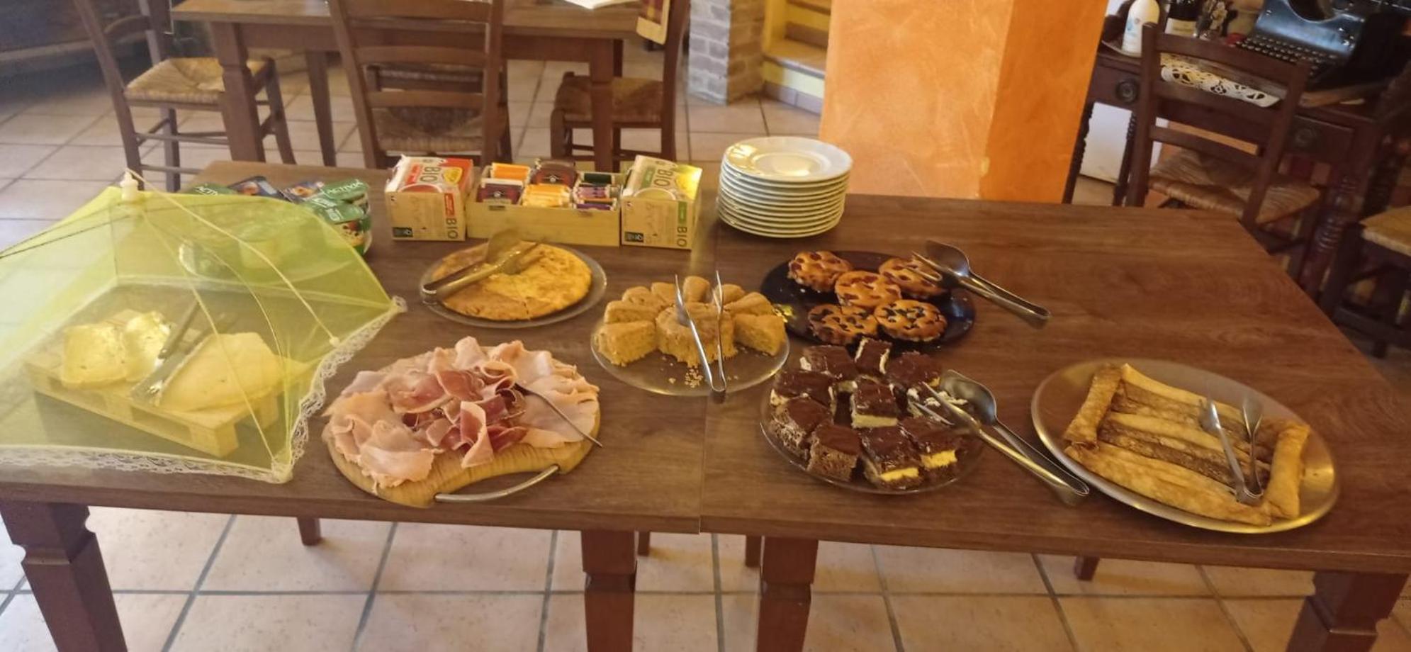 Agriturismo San Martino Castiglione Tinella Eksteriør billede