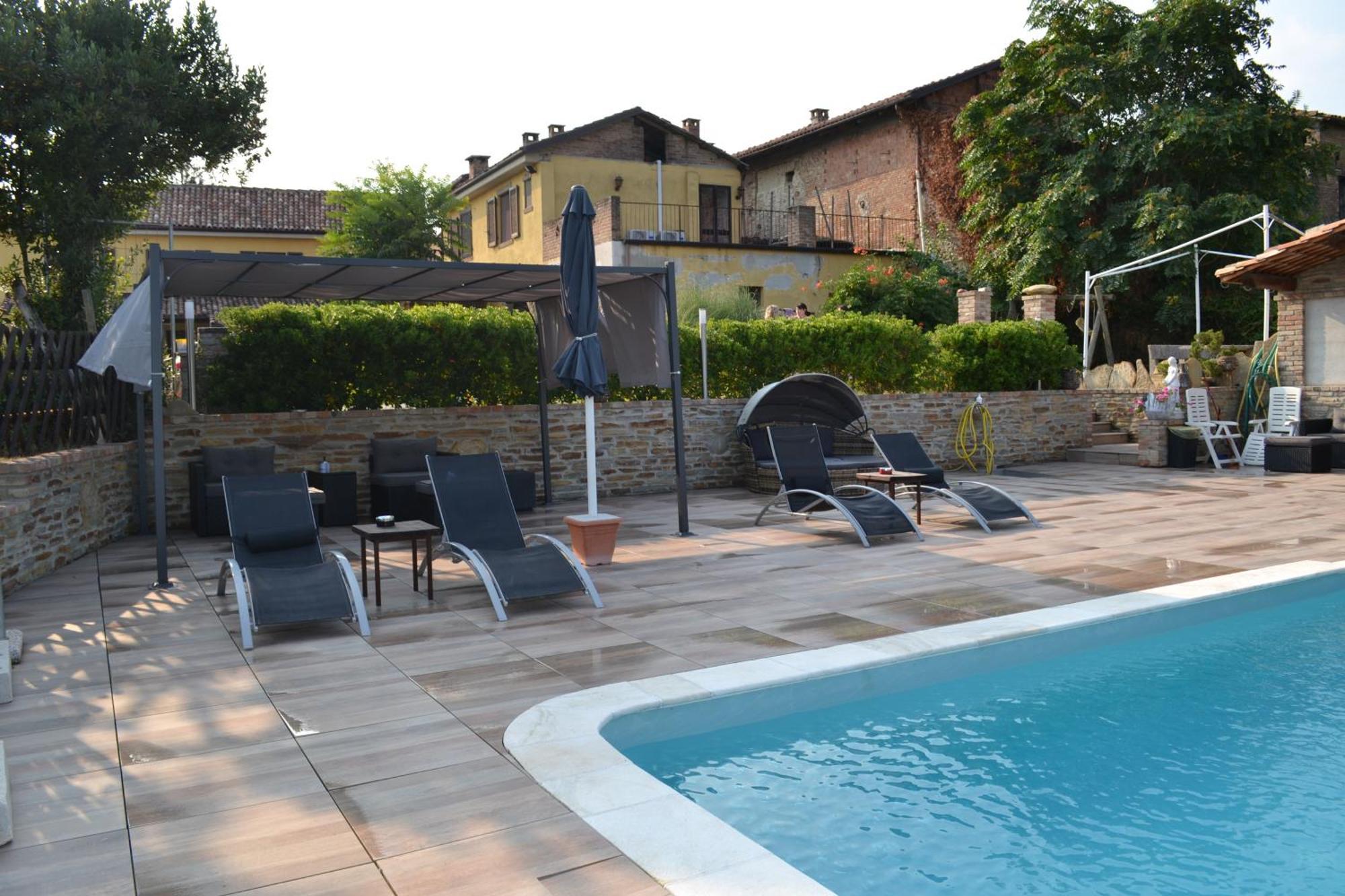 Agriturismo San Martino Castiglione Tinella Eksteriør billede