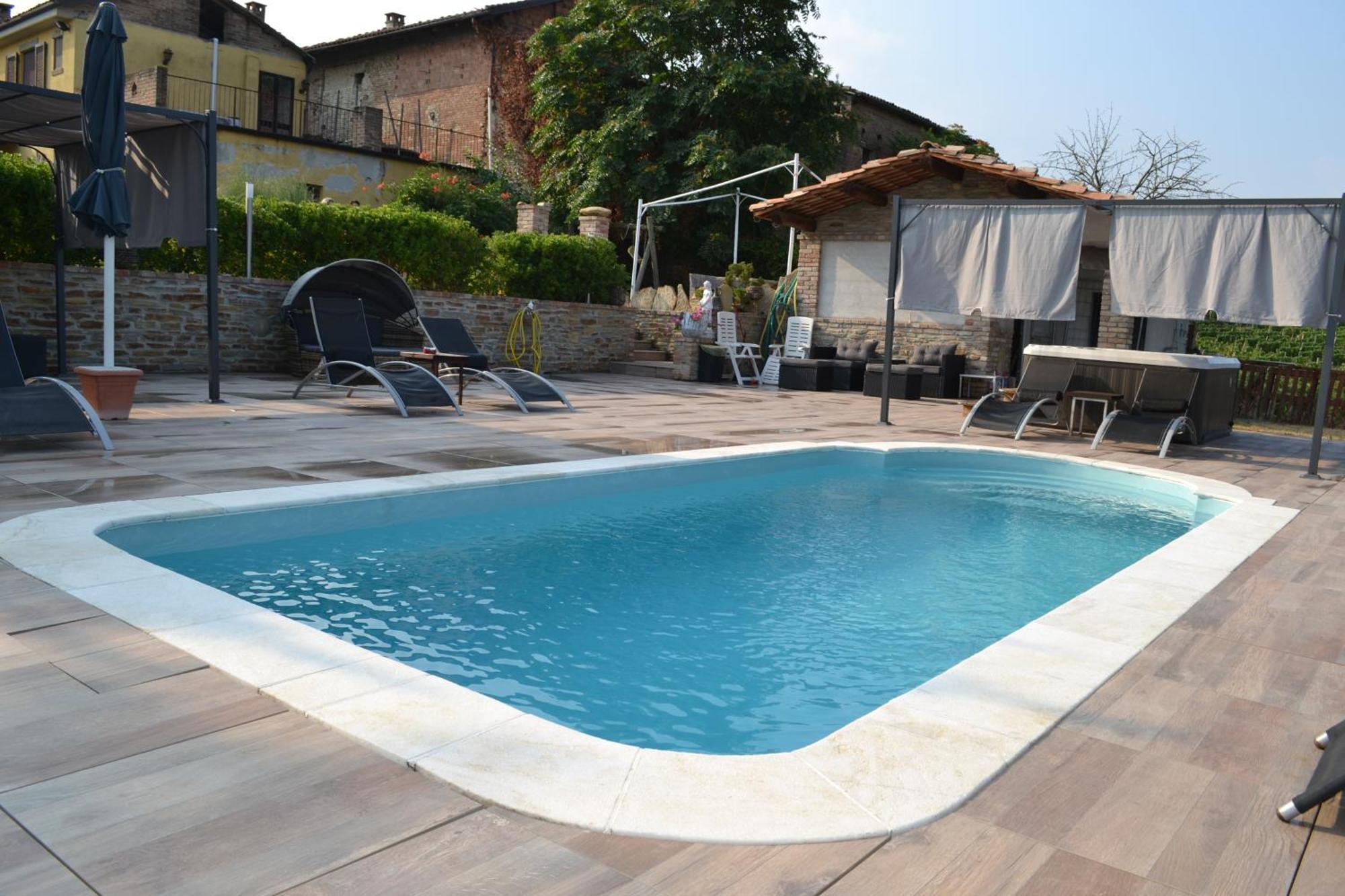 Agriturismo San Martino Villa Castiglione Tinella Eksteriør billede