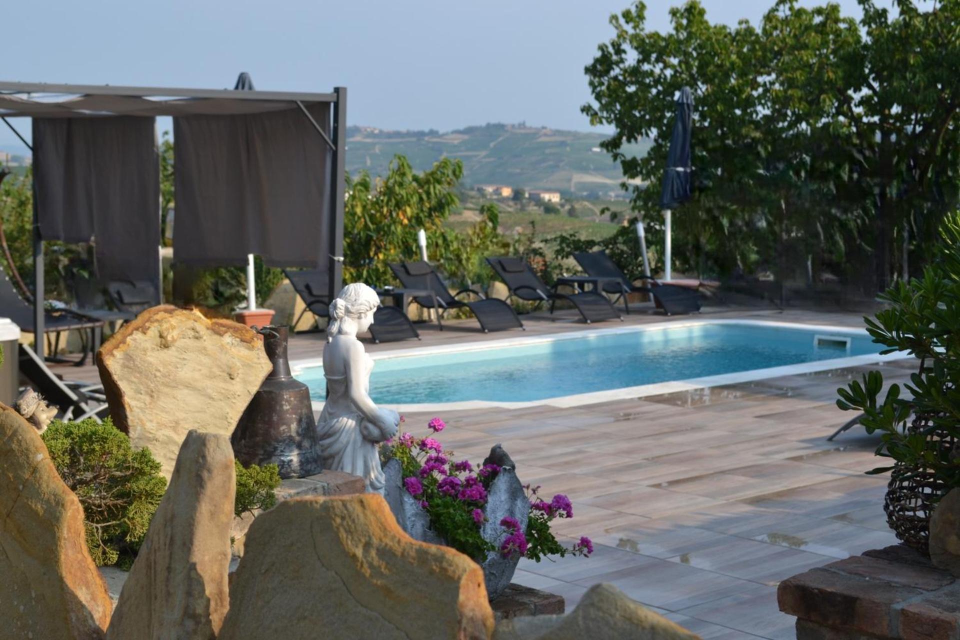 Agriturismo San Martino Castiglione Tinella Eksteriør billede